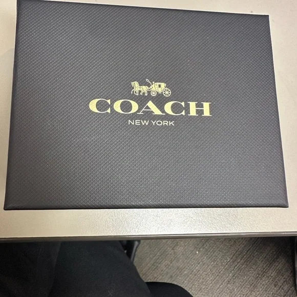 Coach Black and Gray Key Card Holder Signature Design - Picture 8 of 8